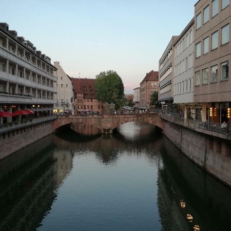 Ferien - Und Messewohnung Am Woehrder See Нюрнберг Екстериор снимка